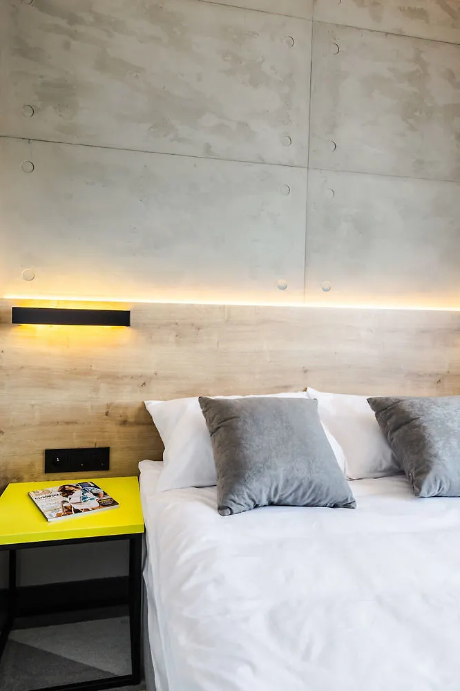 Air Hotel