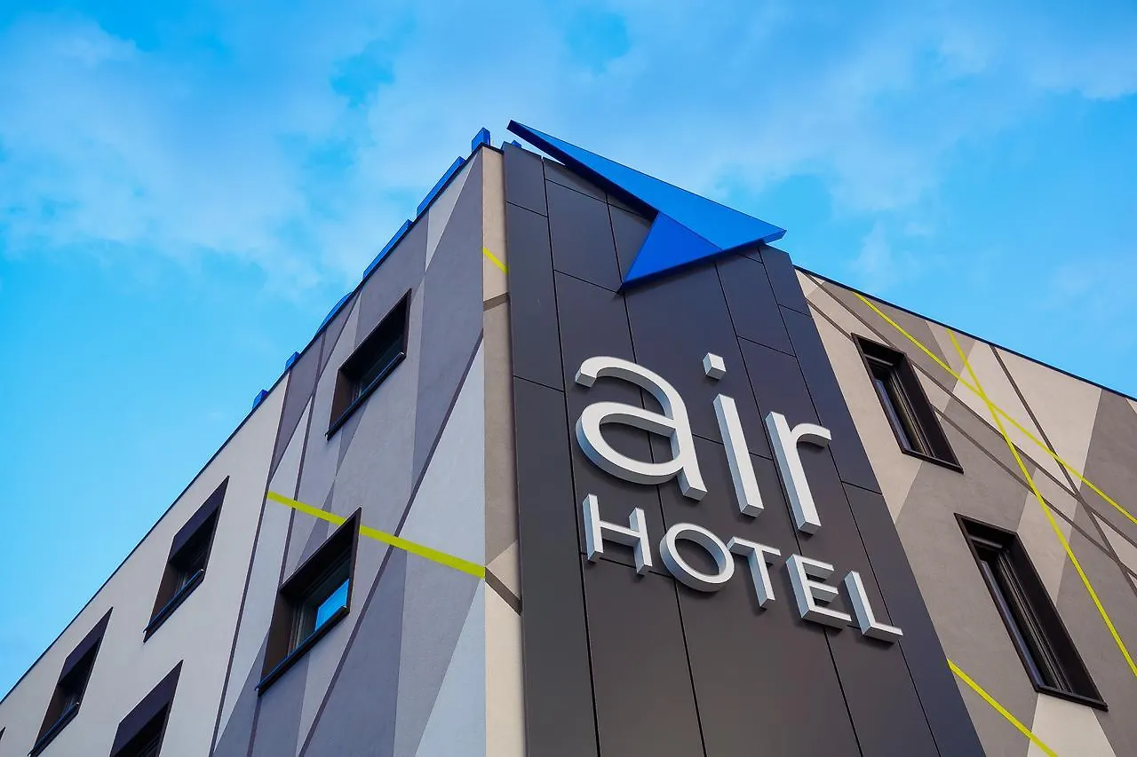 Air Hotel 3*, Warsaw